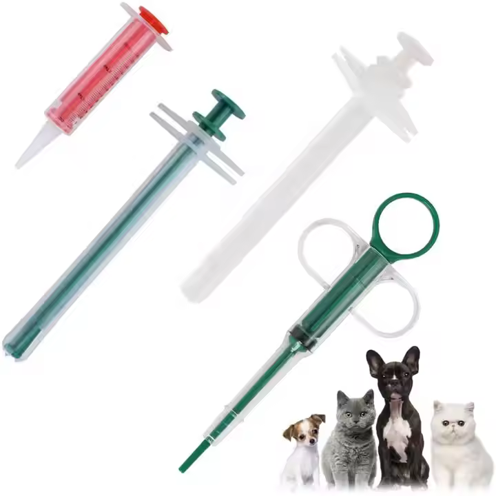 Suplemen pemakanan penting untuk kucing yang sihat