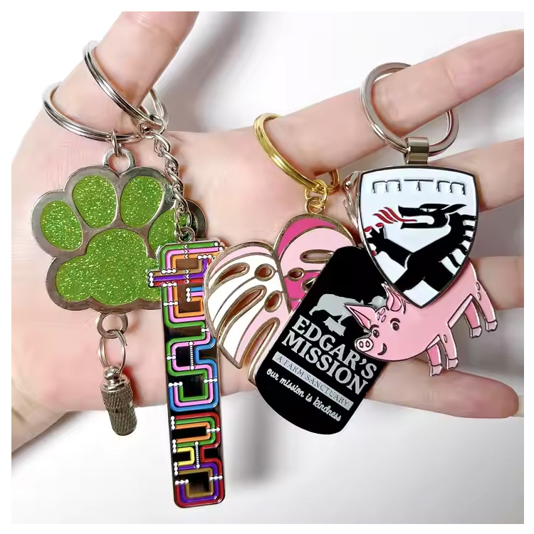 Logo tersuai Keyrings Embossed Hadiah Cenderahatan Peribadi