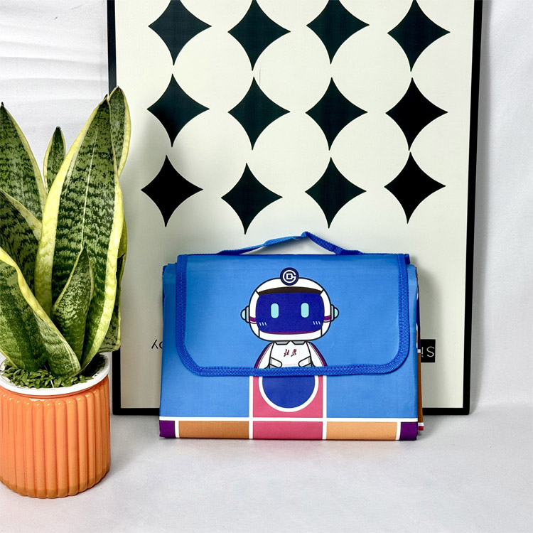 Perjalanan berkhemah aksesori berkelah selimut tikar berkelah adat